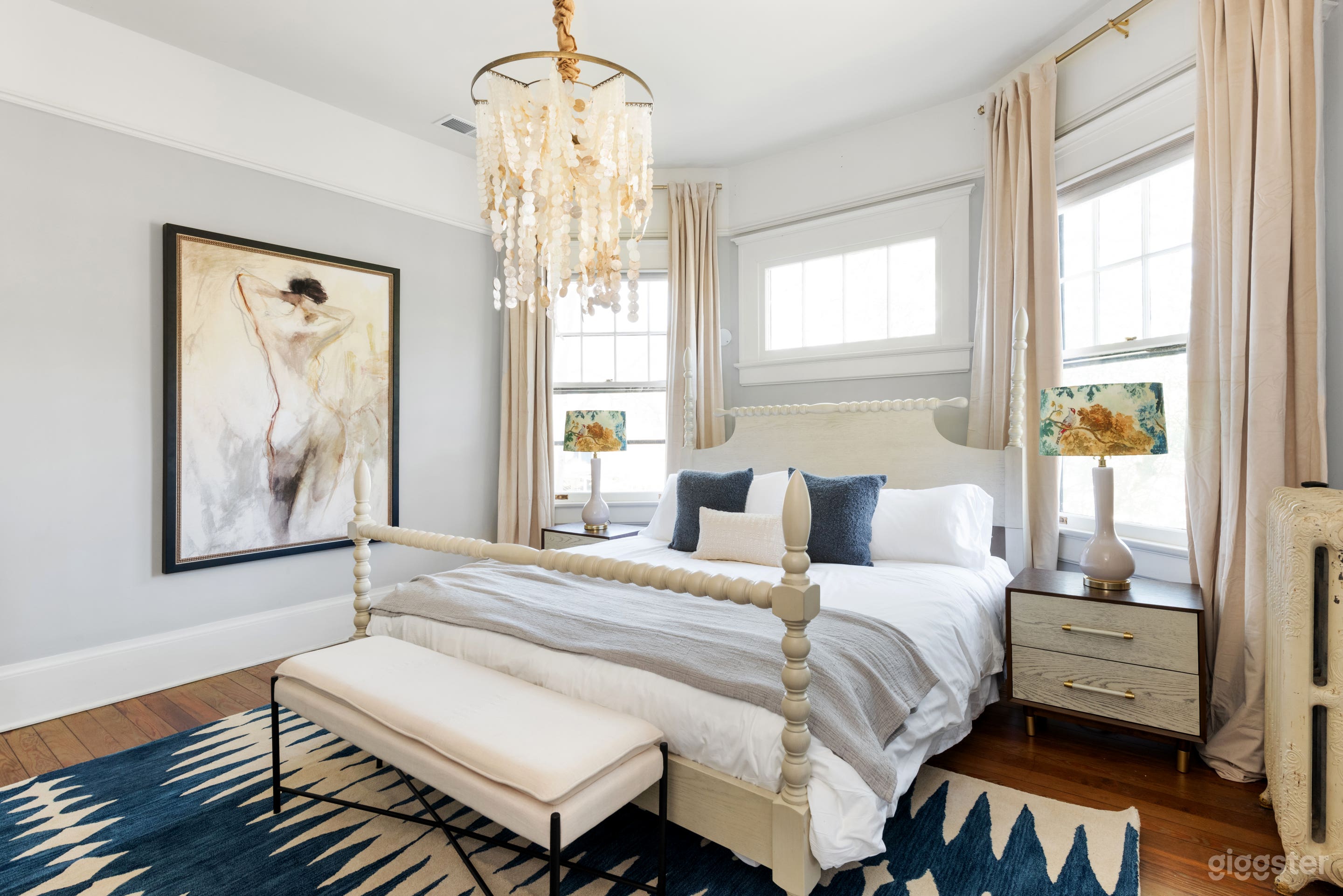 Royally Yours | Historic Designer Mansion Photo 4