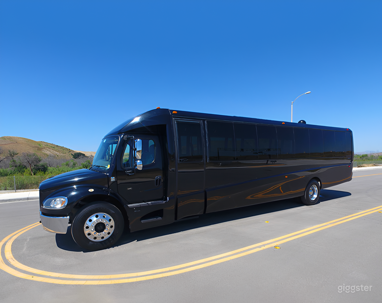  Ultimate VIP Party Bus Experience 