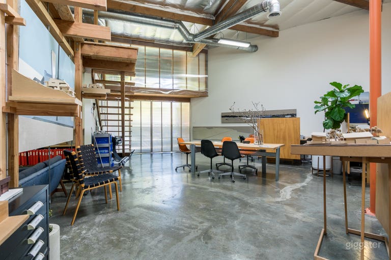  Modern Office No.370 