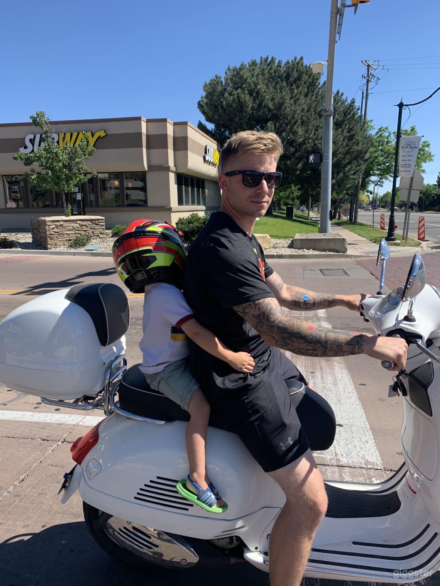 Vespa 150 scooter from USA Photo 3