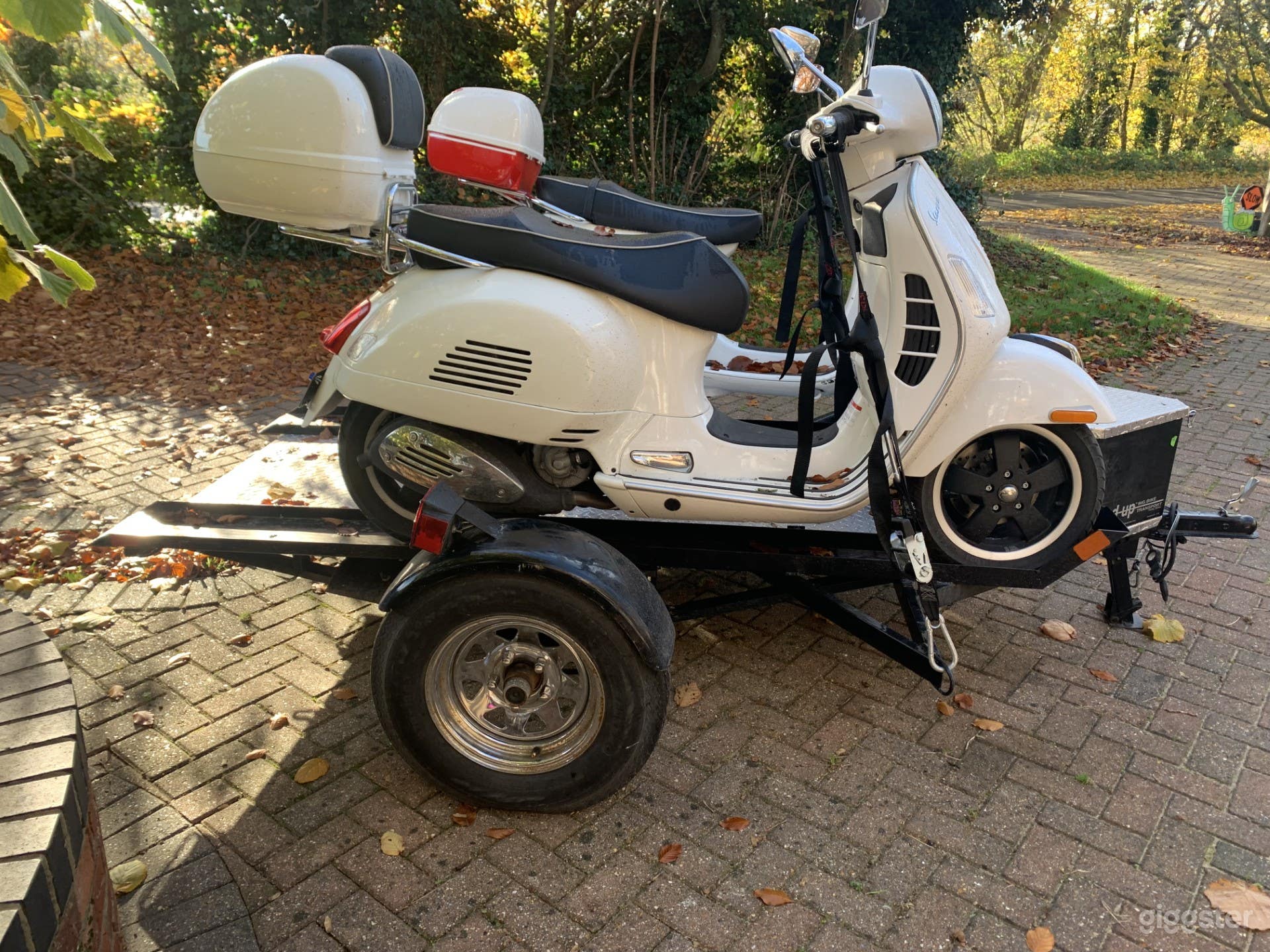 Vespa 150 scooter from USA Photo 1