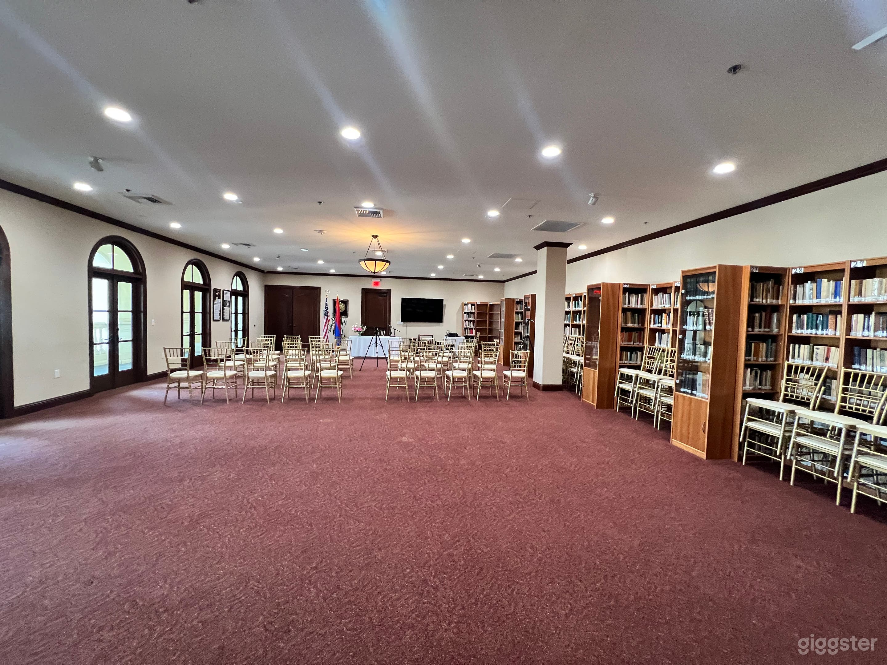 One of a kind  Library and conference hall Photo 3