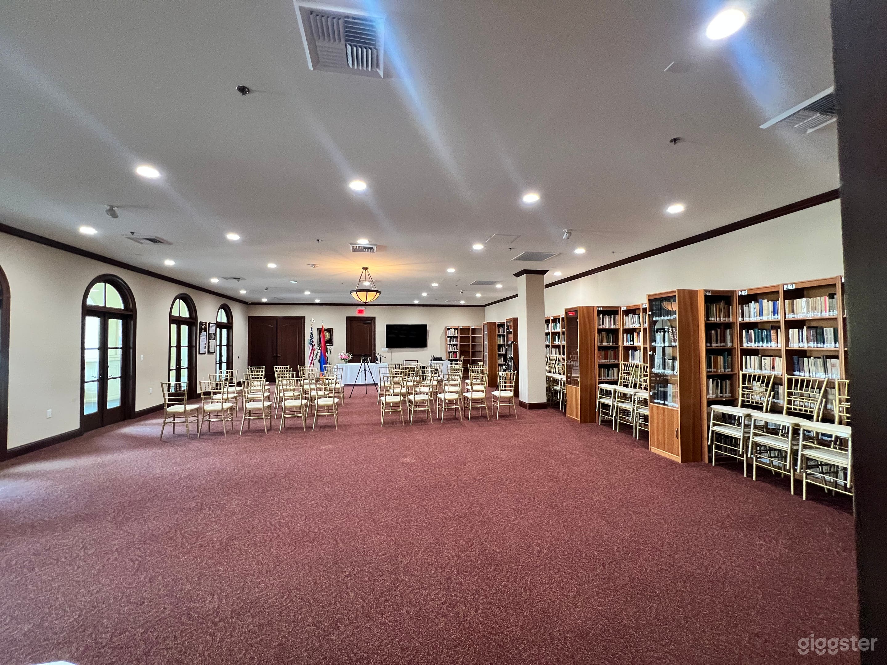 One of a kind  Library and conference hall Photo 2