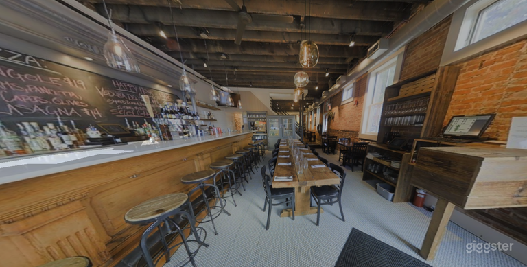  Rustic Private Dining Space with Bar in Baltimore 