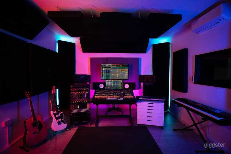  Large Recording Studio in East London 