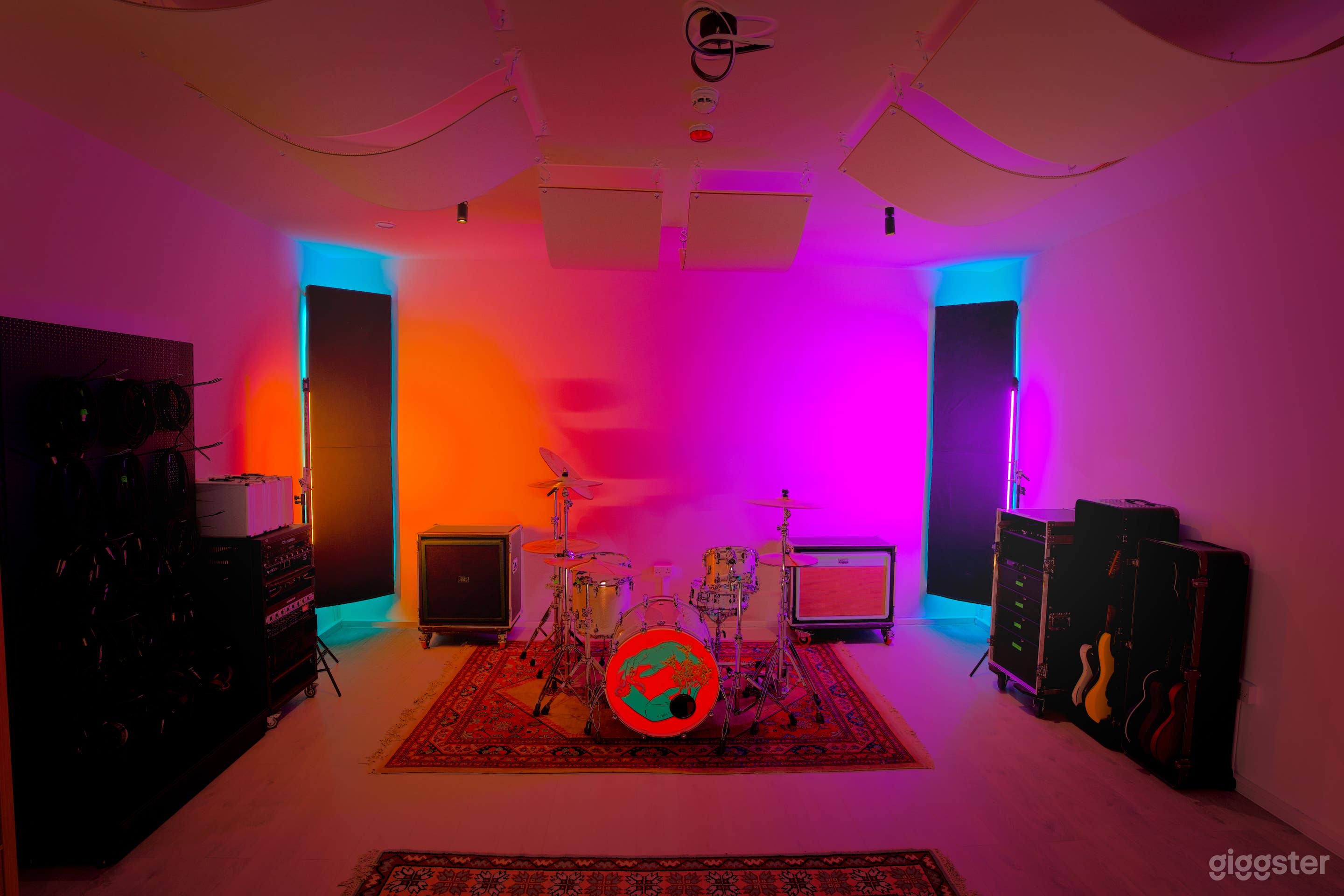 Large Recording Studio in East London Photo 2