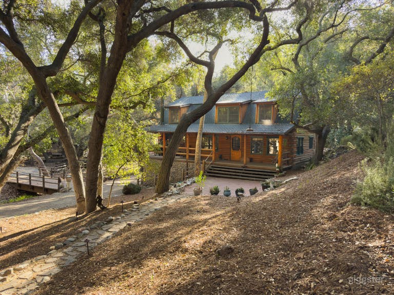  Kelly Gulch Cabin - Hollywood's Favorite Log Cabin 