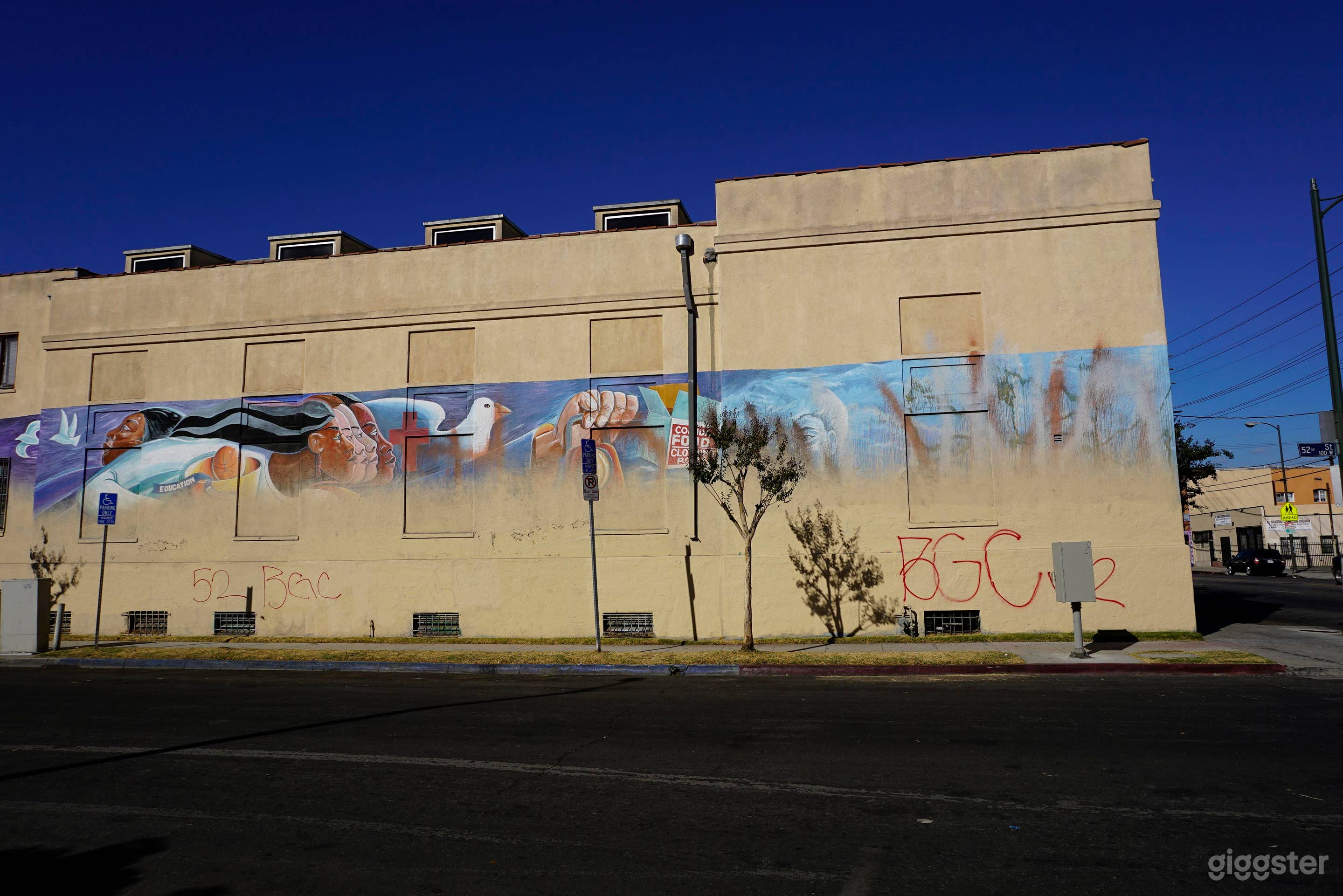 Indoor Basketball Court available for Filming Photo 4