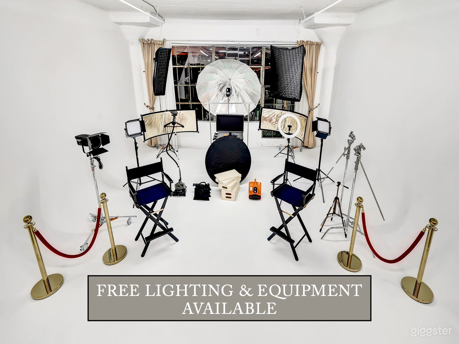 4422: Natural Light Cyc Wall Studio + FREE LIGHTING Photo 4