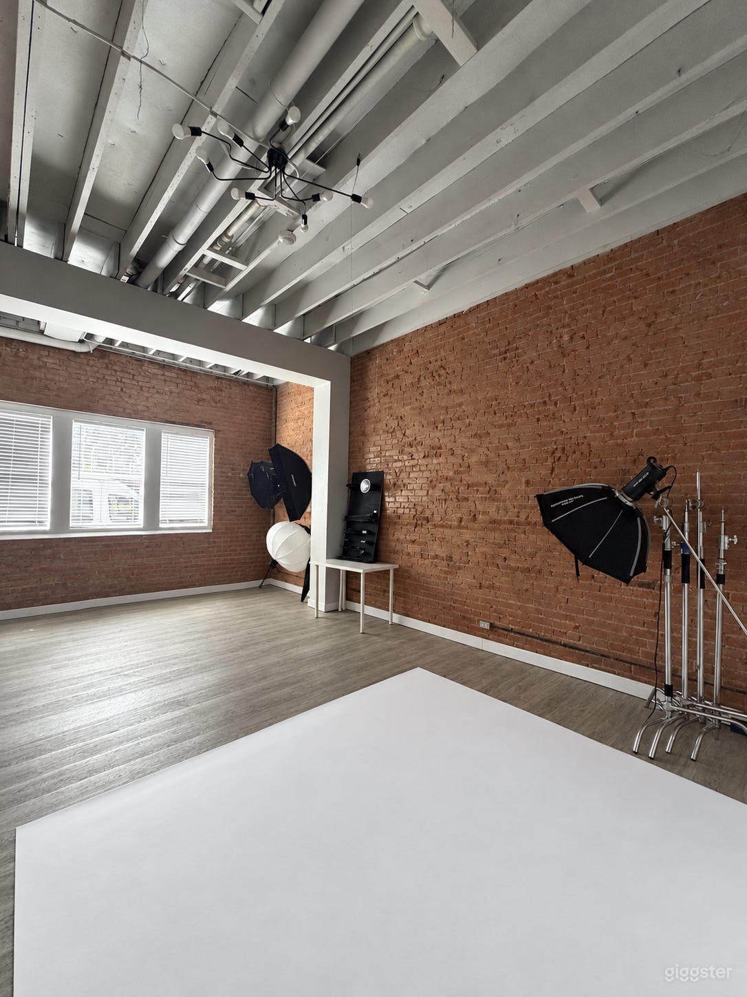 Downtown Photography Studio in Dallas Photo 2