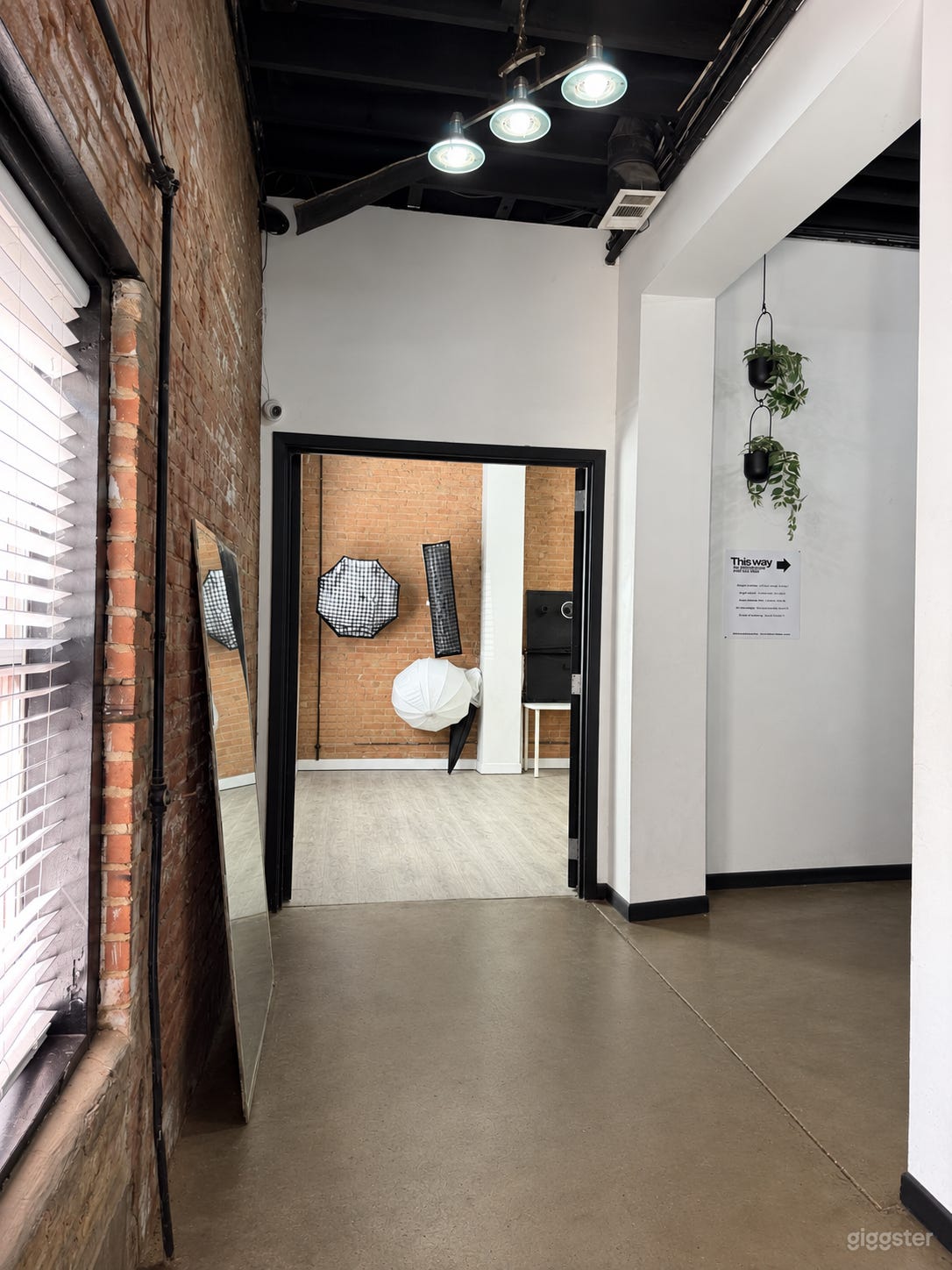 Downtown Photography Studio in Dallas Photo 4