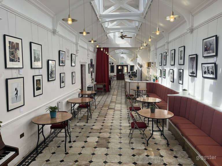  Gallery, Social Cafe and Coworking Space 