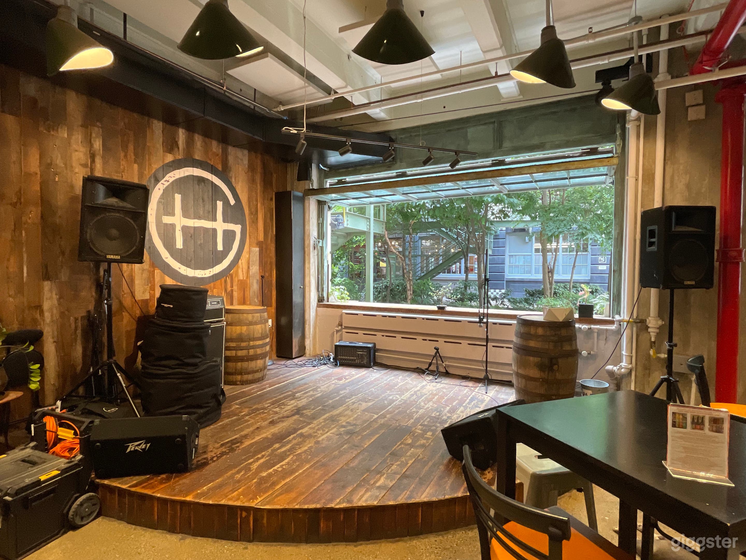 Stage for music/meetings/performance, additional seating