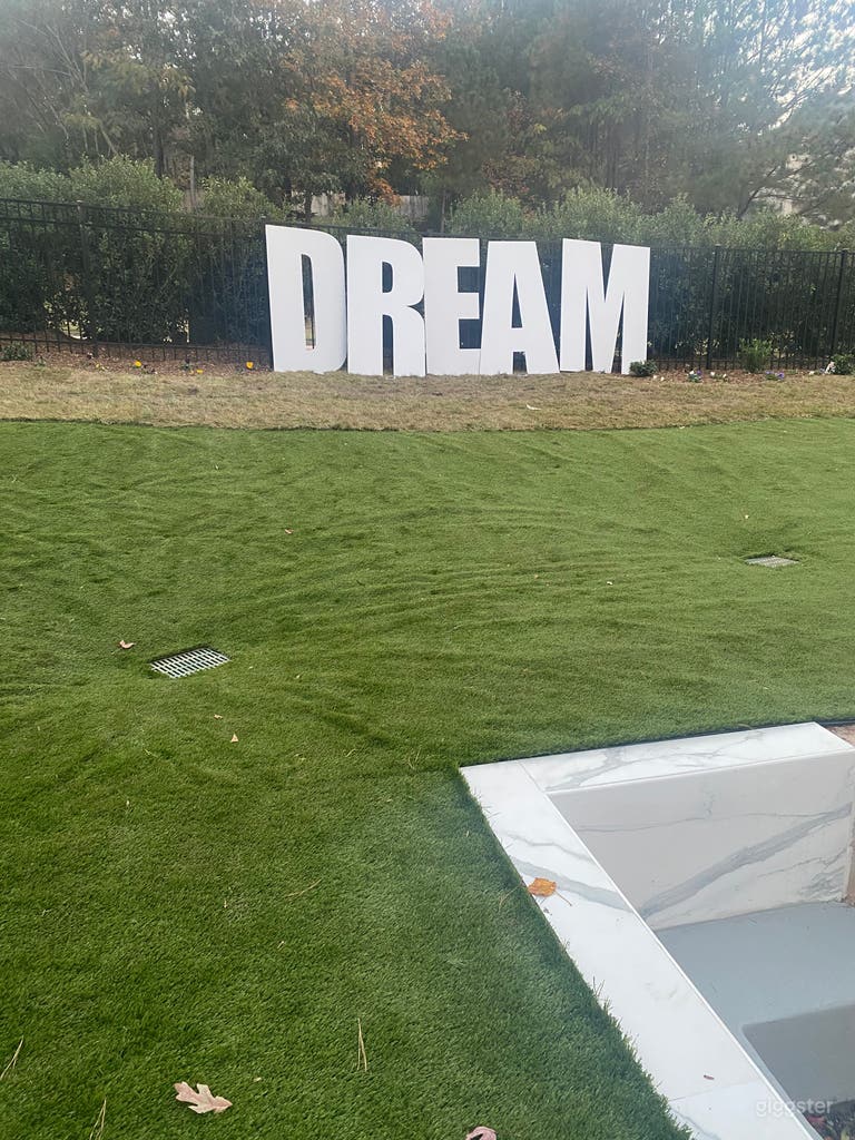  extra space for setting up 