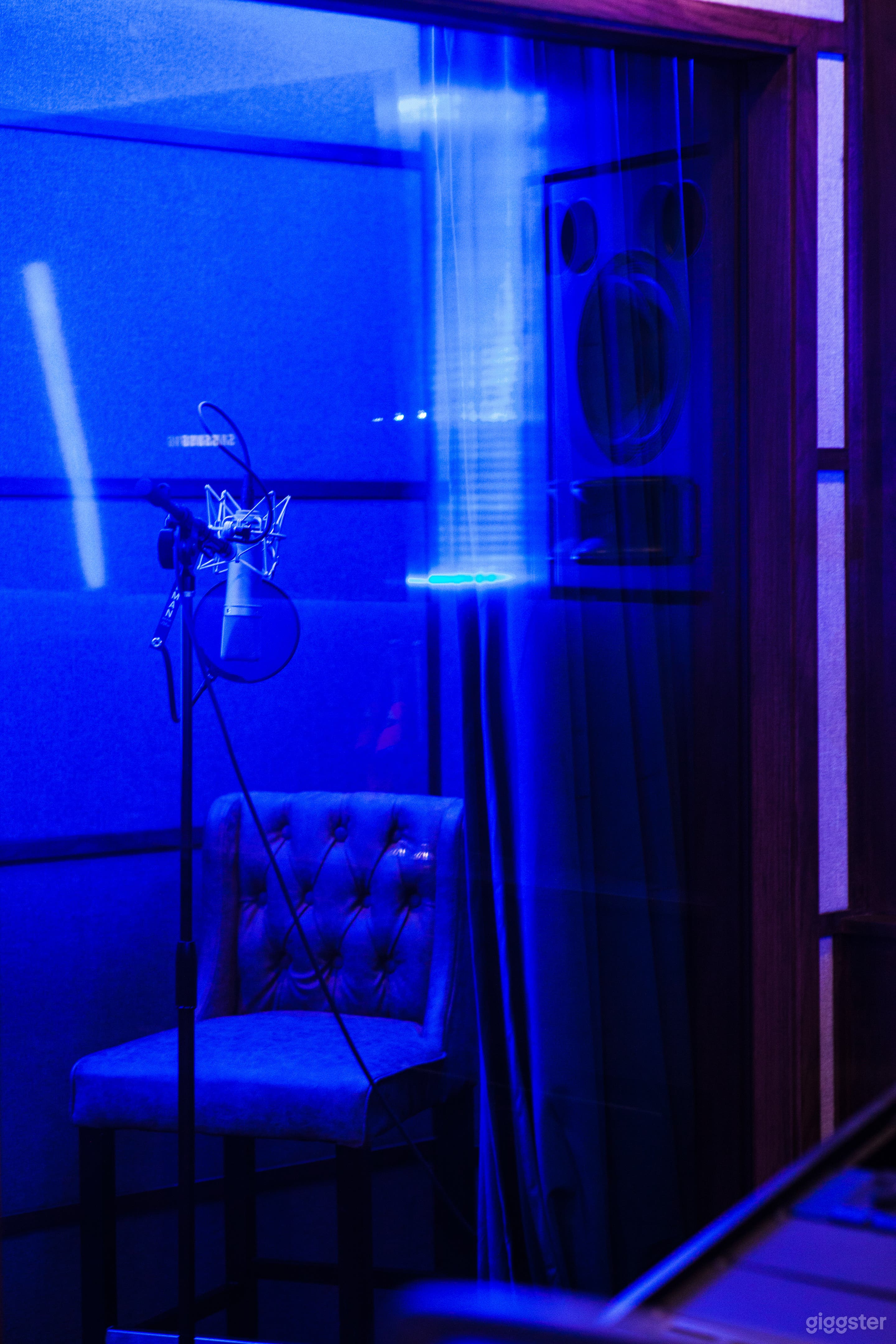 State of the Art Recording Studio - Valley/LA Photo 3