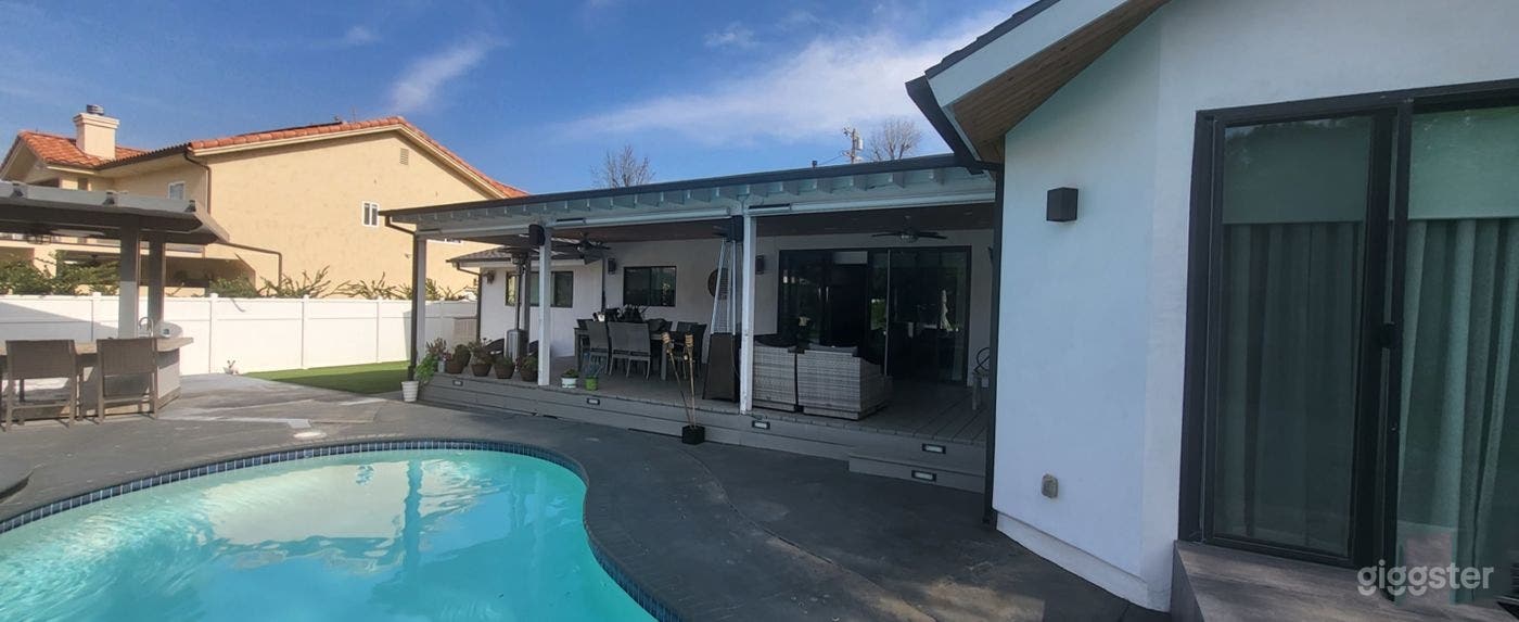 Subterranean Pool, Lush Manicured Yard with Hot tub Photo 3