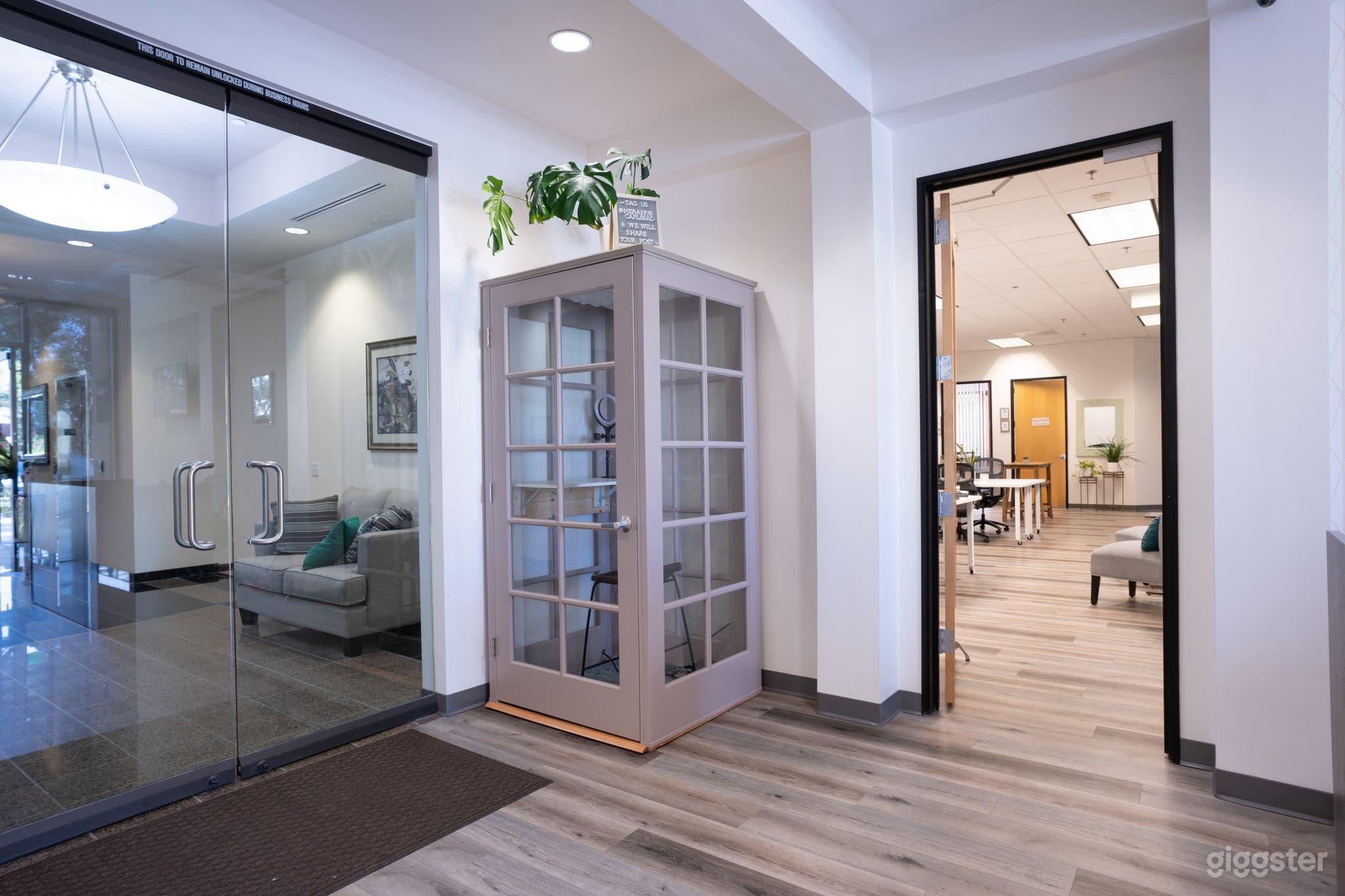 Small Meeting Room in Carlsbad Photo 2