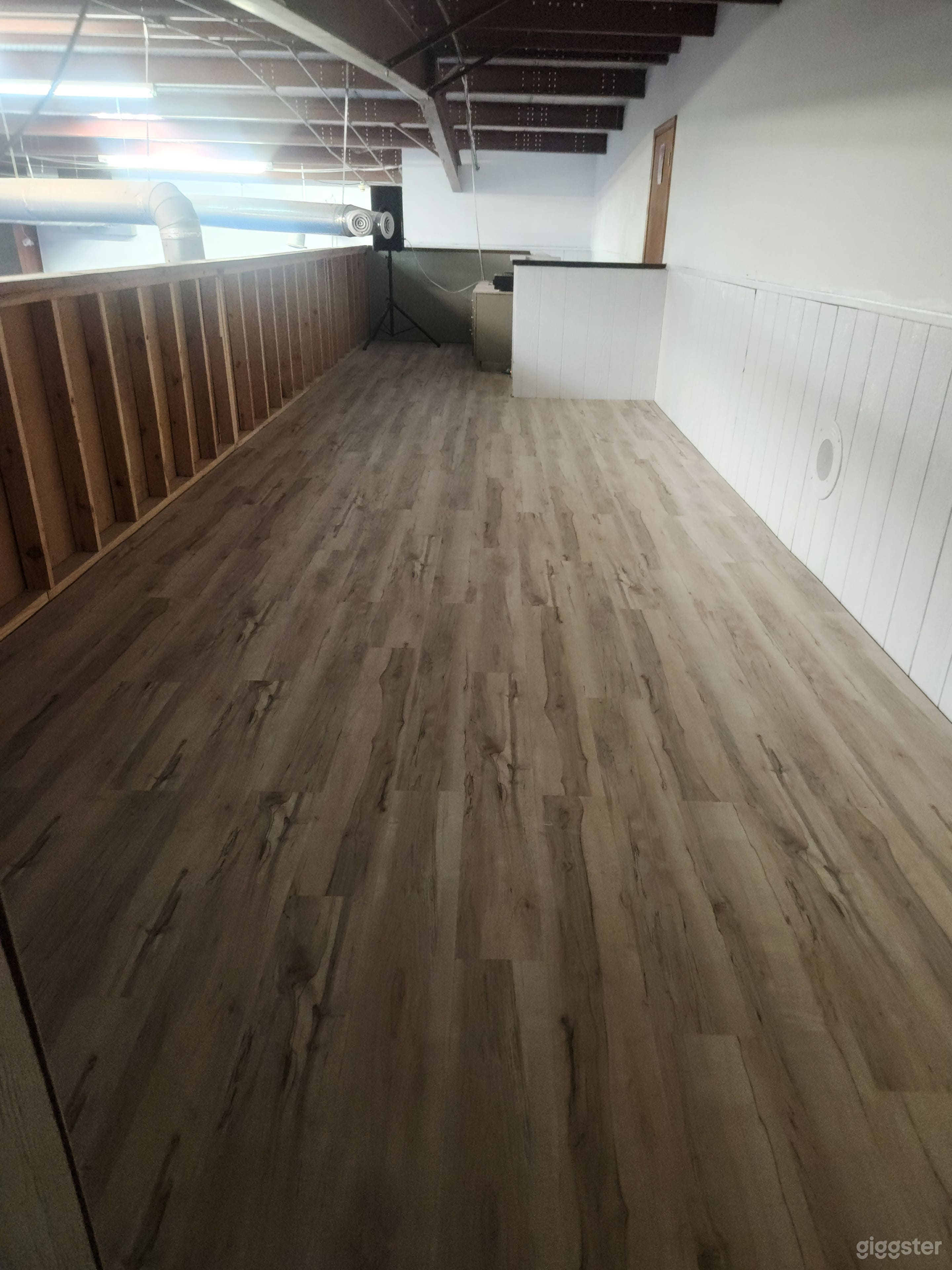 Upstairs Loft for Meetings Photo 1