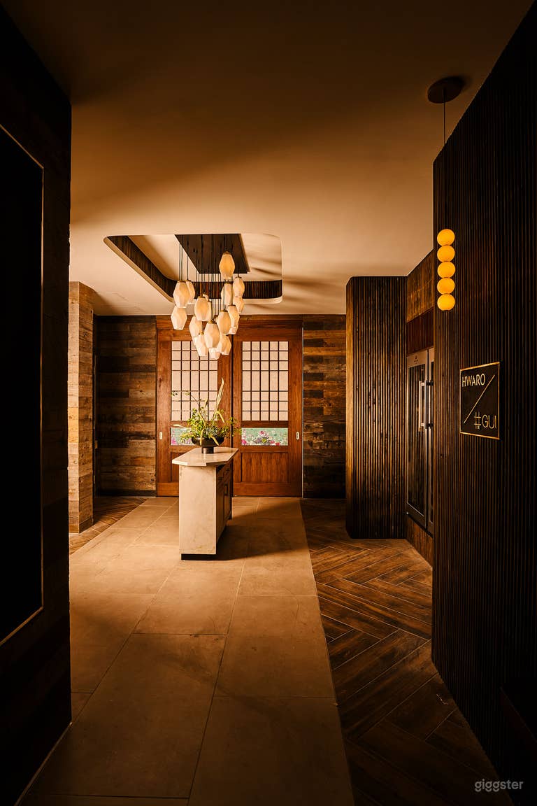  A refined NYC Steakhouse and Bar92 