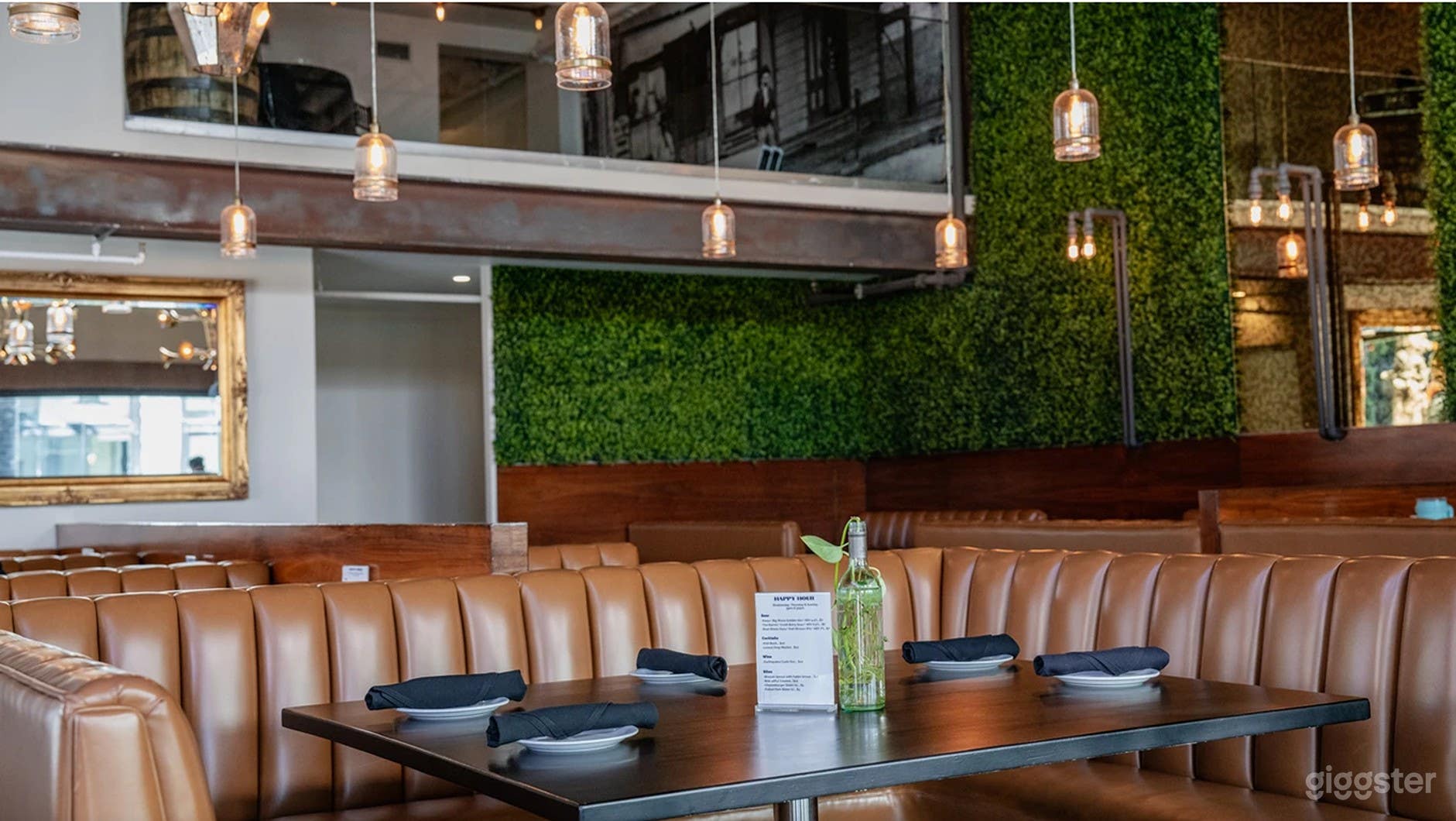 Fine, Classy Restaurant And Event Space Photo 3