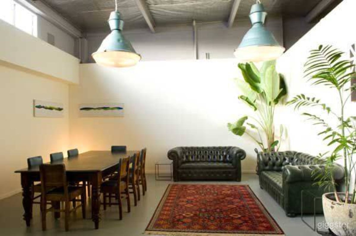 Excellent and affordable film &amp; photography studio Photo 1