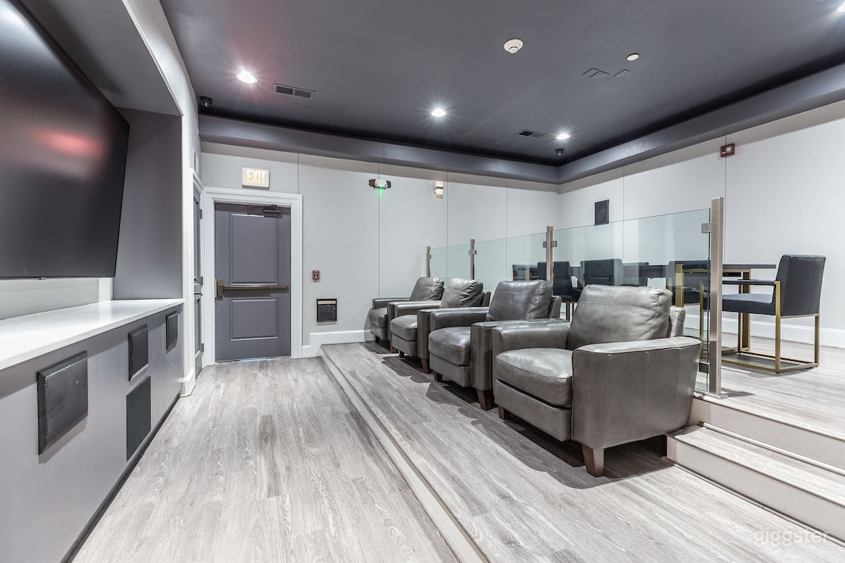 Elegant Theater Room in Braintree Photo 1