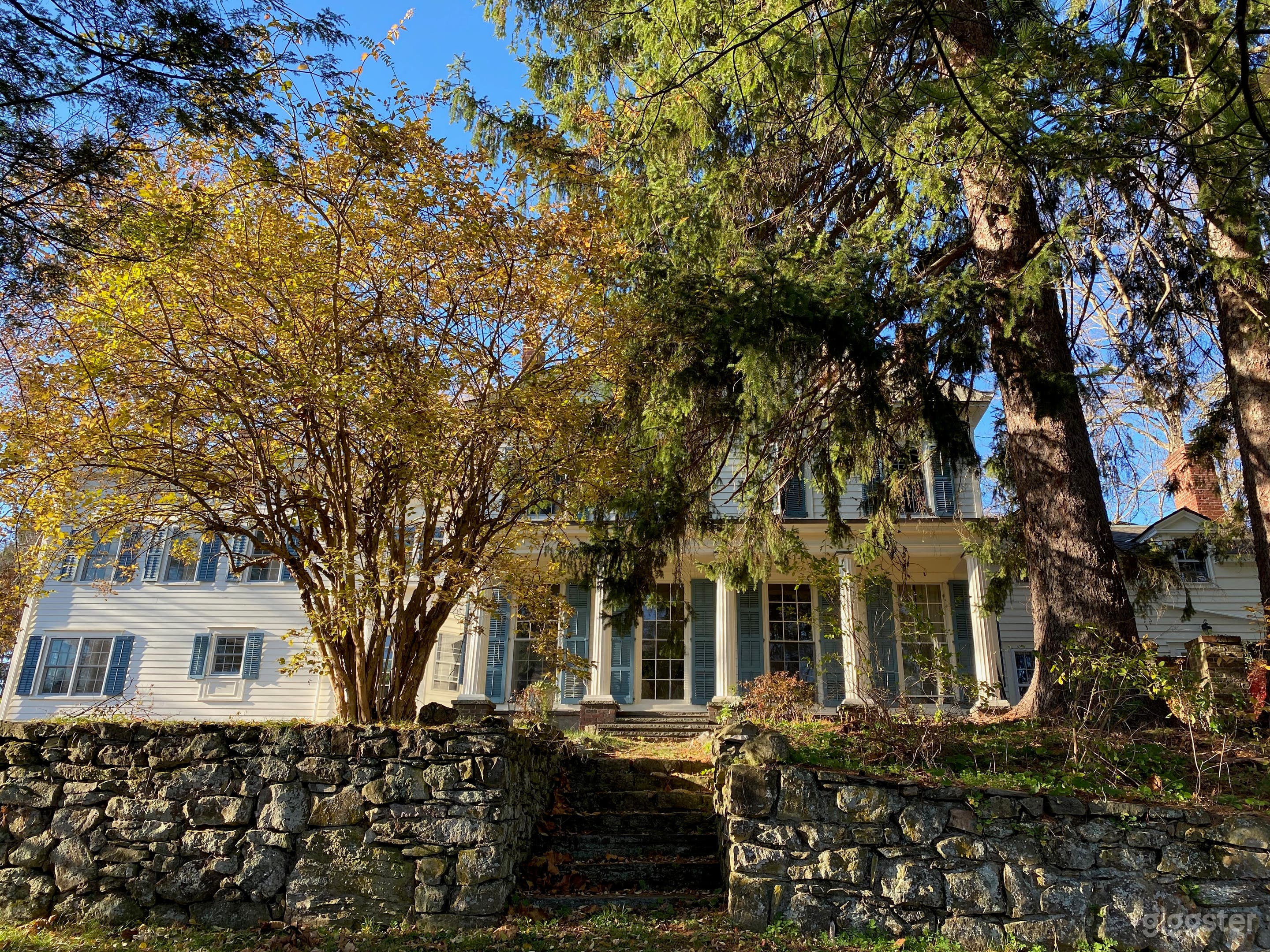 Beautiful Federal/Greek Revival Mansion Built 1835 Photo 3