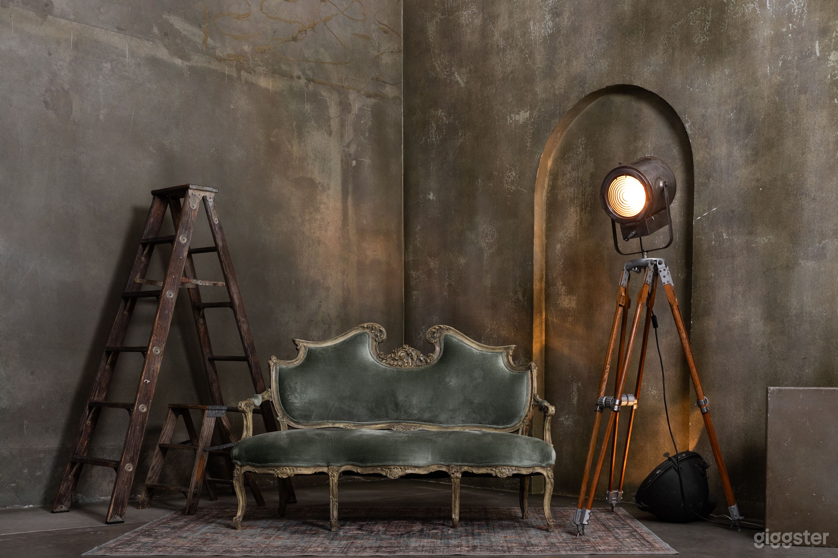 Painterly Vintage Studio Photo 4