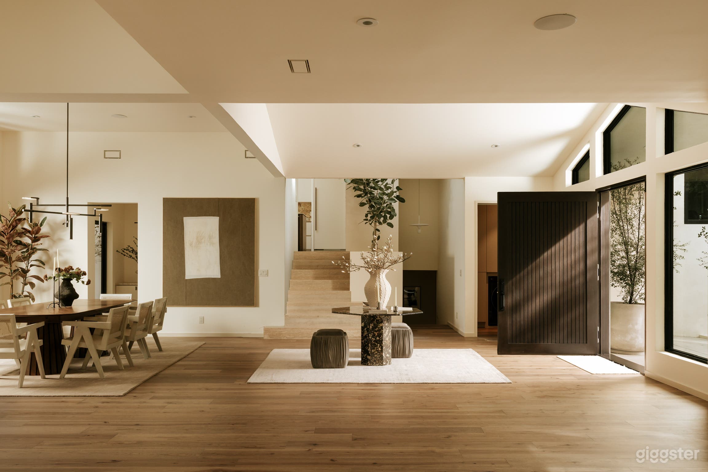 California Modern Designer Home Photo 1