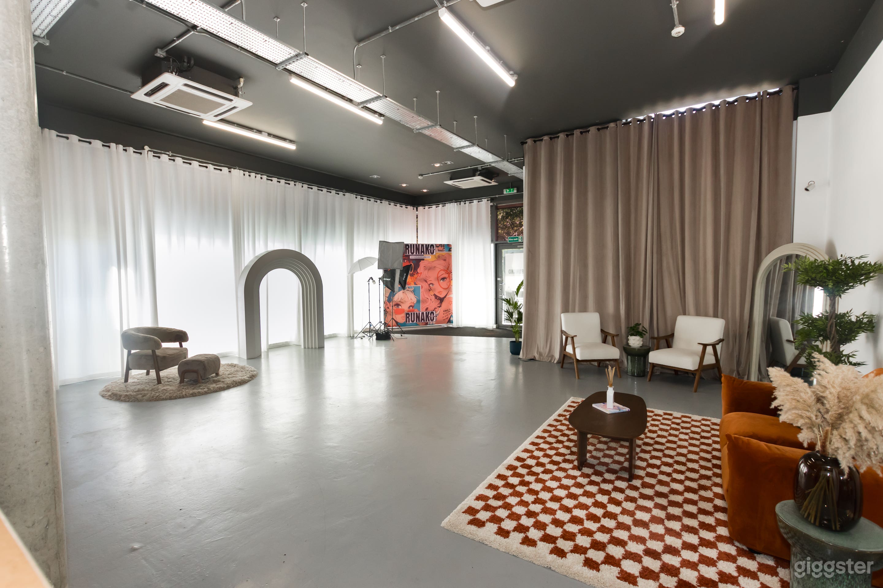 Bright, Open Space Designed to Bring Your Vision to Life Photo 3