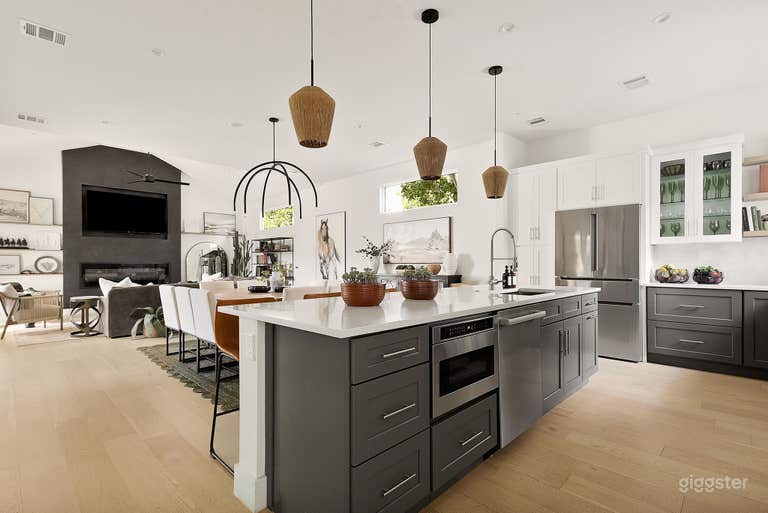  Urban Cowboy Retreat w/ Expansive Indoor and Outdoor Spaces 