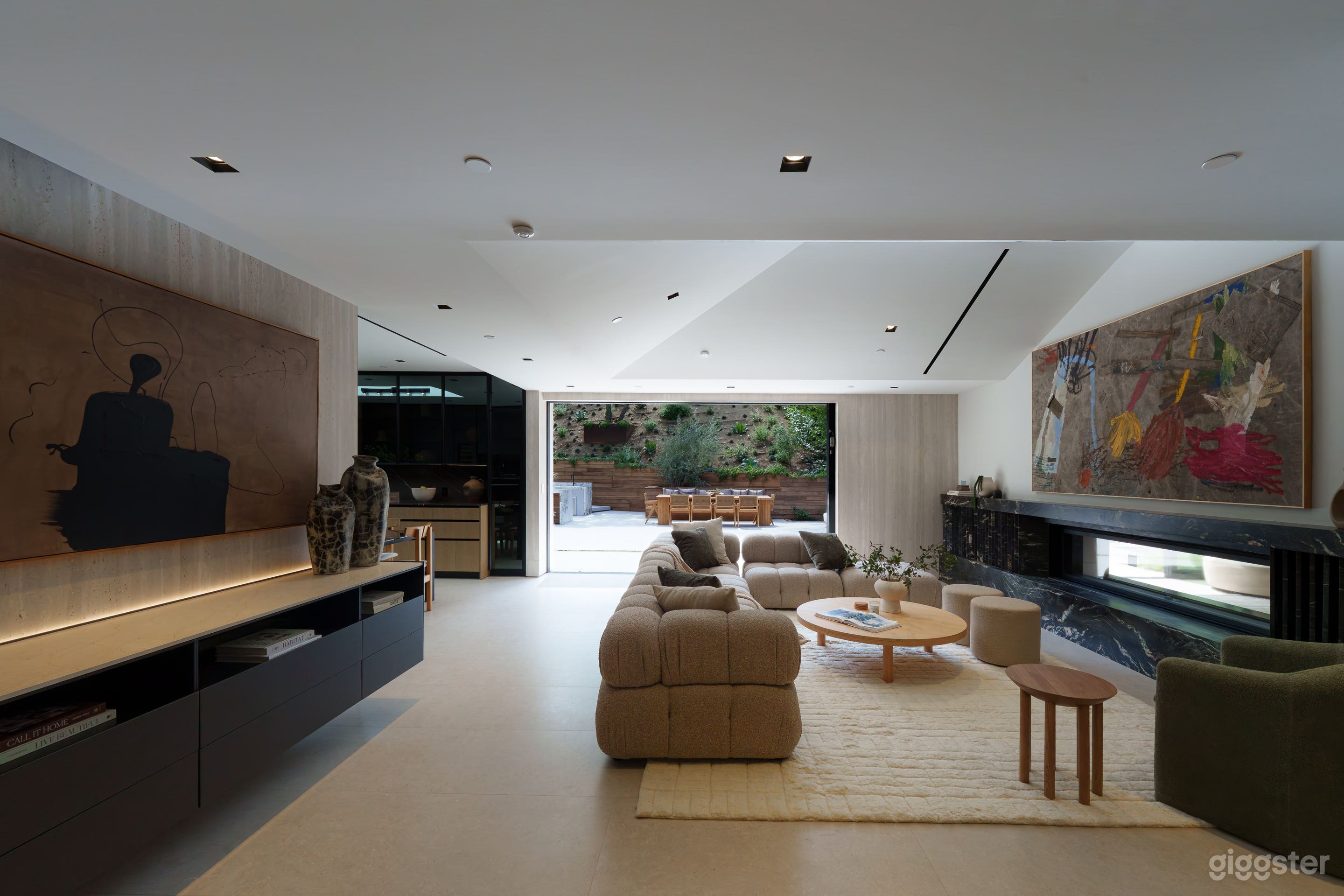 Architectural Zen Estate Photo 1