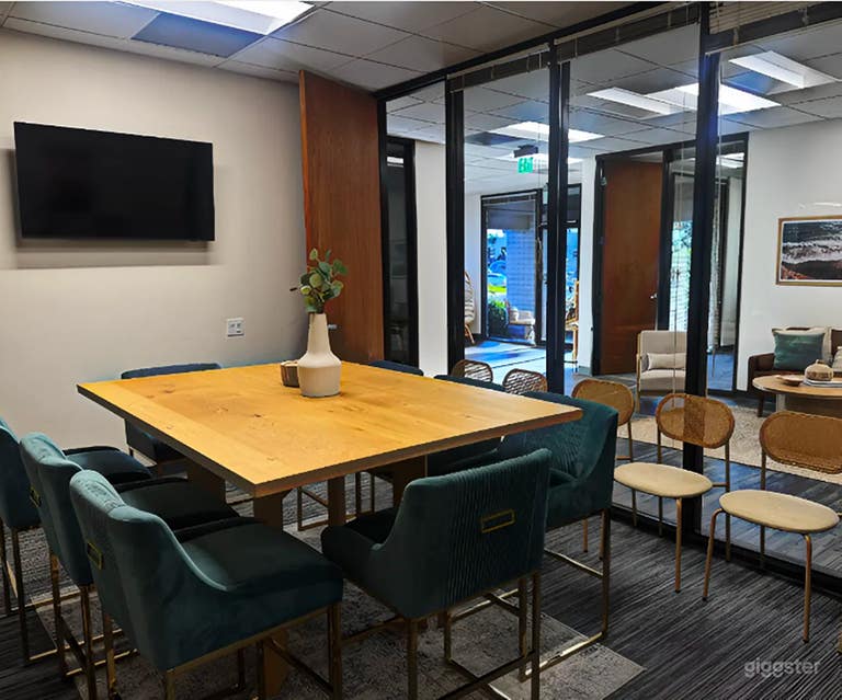  Modern Executive Conference Suite 