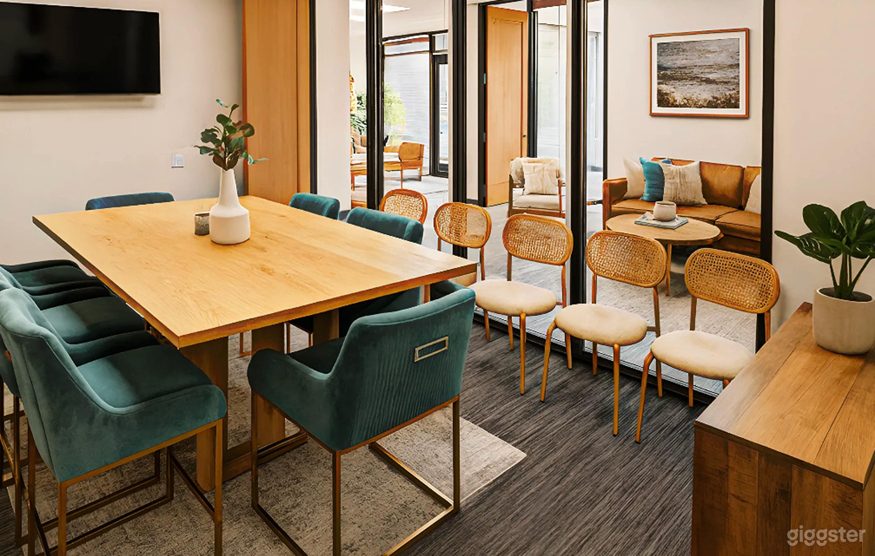 Modern Executive Conference Suite Photo 1