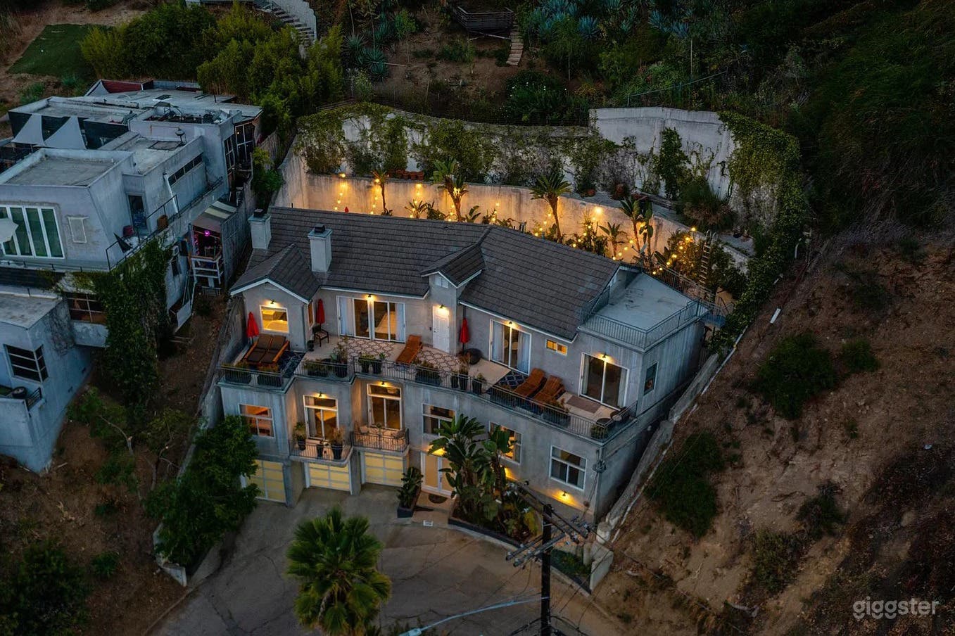 Hollywood Hills Mansion w/ Uninterrupted Views Photo 1