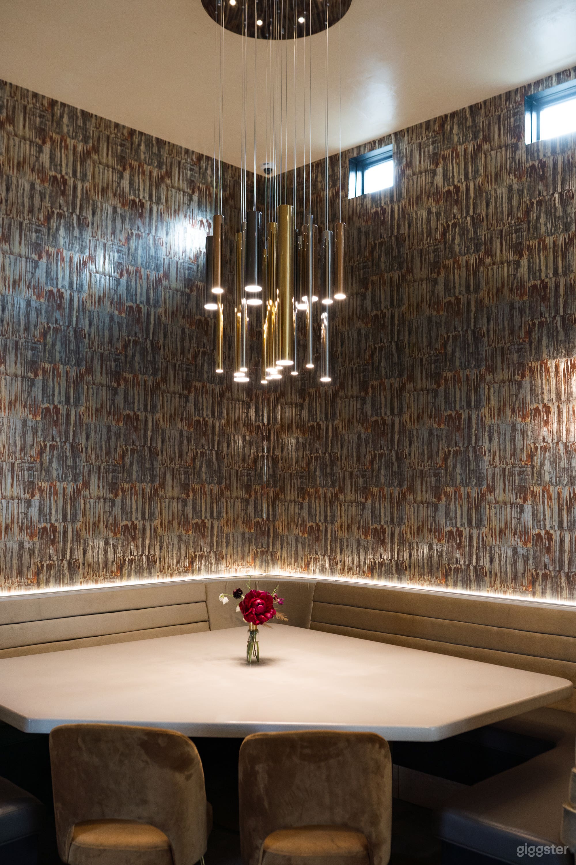 An upscale wine bar in Inglewood Photo 2