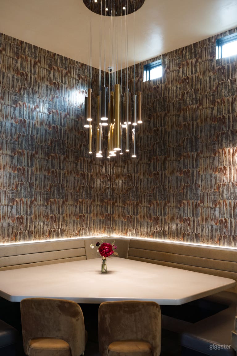  An upscale wine bar in Inglewood 