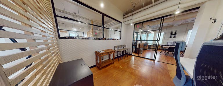  Professionally Designed Workspace 