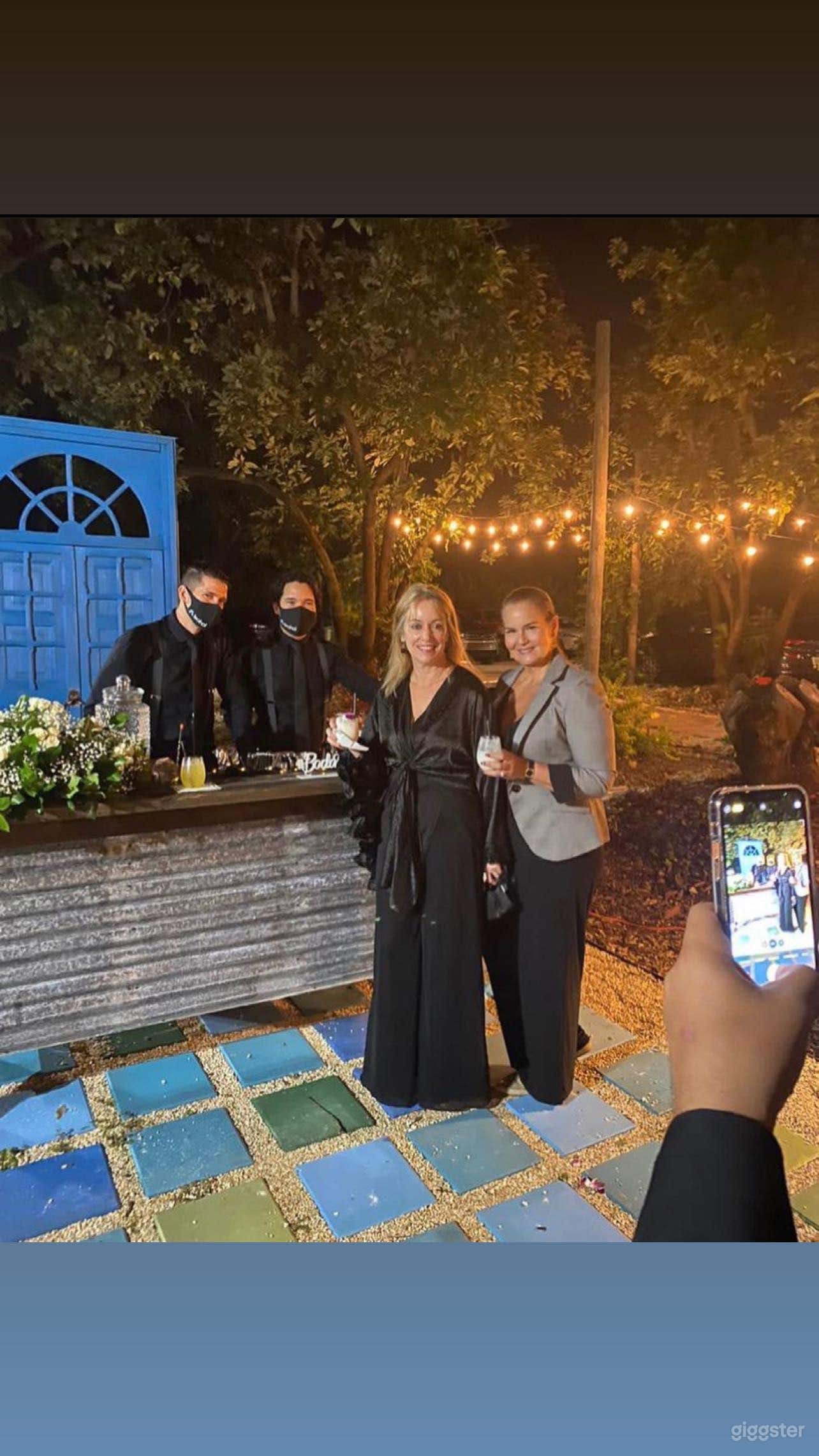 Venetian Plaza Photo 3