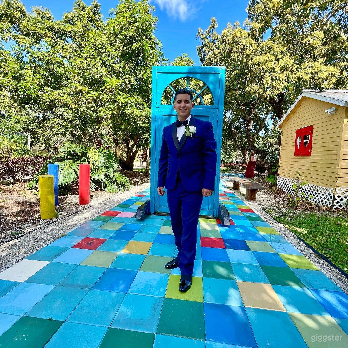 Venetian Plaza Photo 4