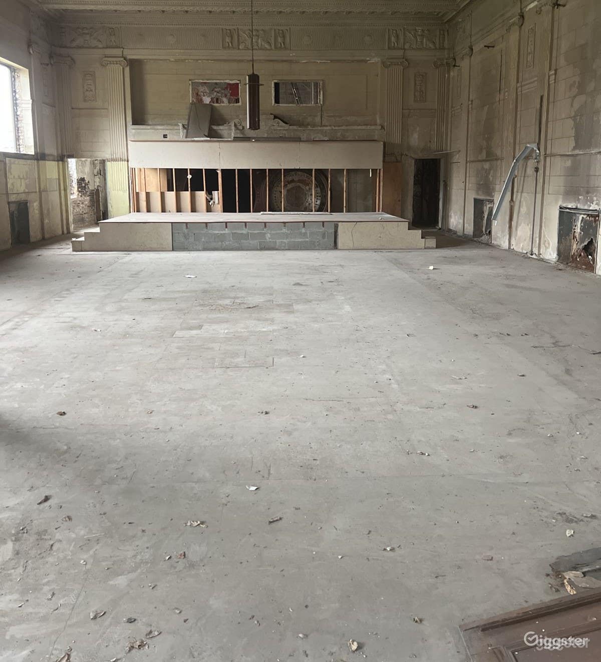 Commercial Space for Filming Photo 2