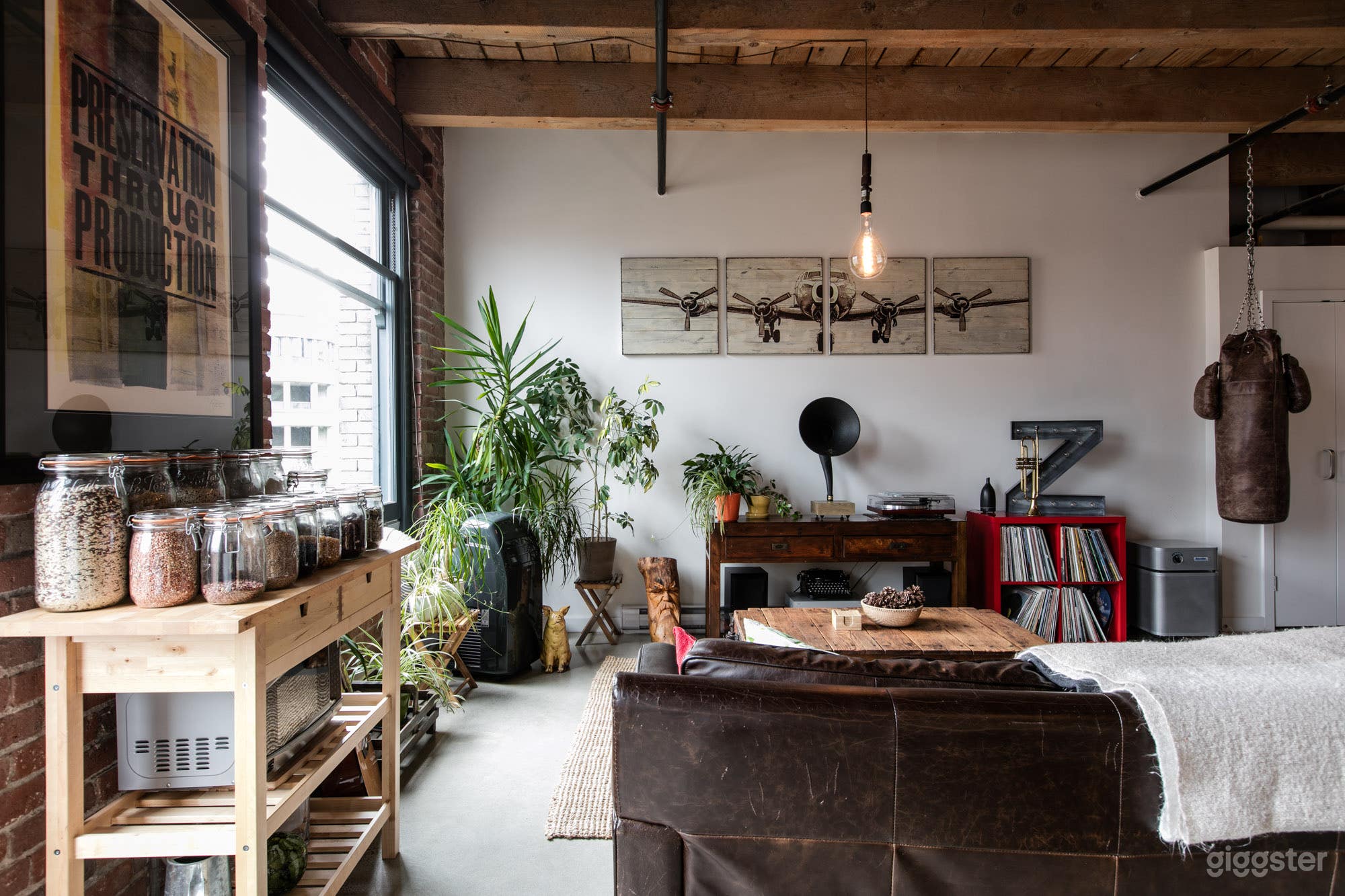 Gastown Studio Photo 2