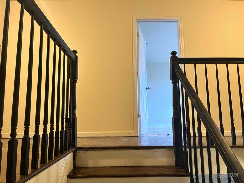 Majestic Home with Mountain Views Photo 3