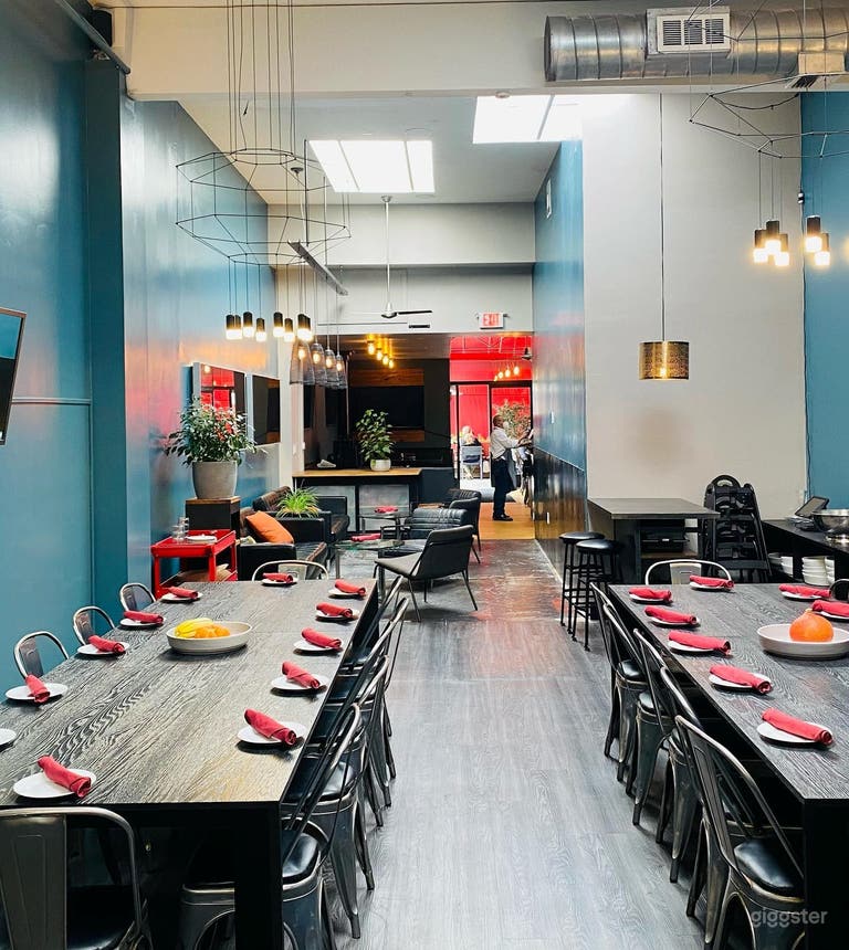  Elegant Private Dining Room 