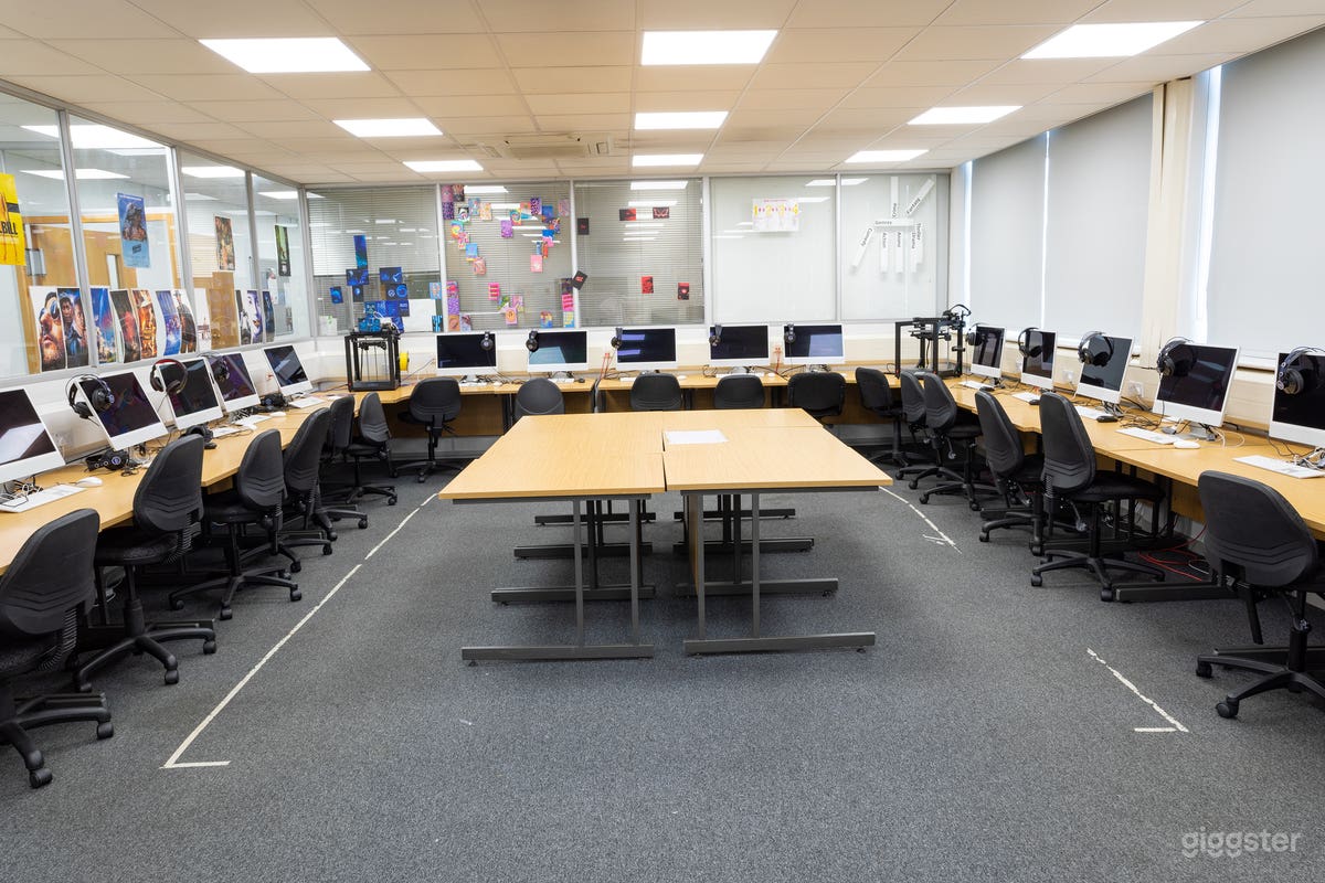 Mac/Tech Suite - Enfield Photo 2