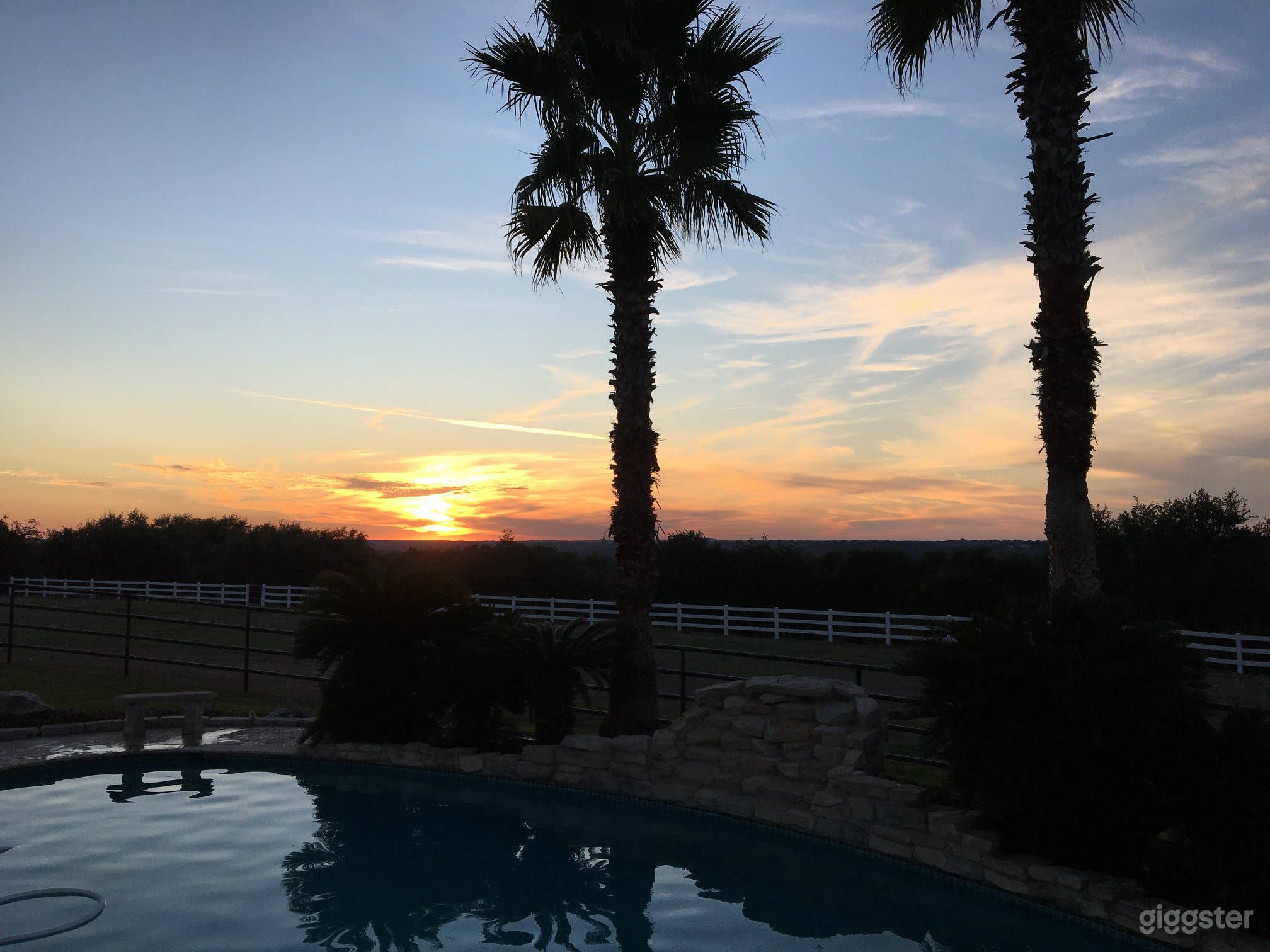 Rustic Yet Refined, Spacious and Luxurious Texas Hill Country Ranch Events Venue Photo 4