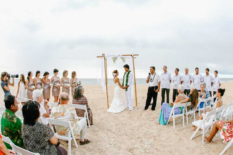  Buy Out Rental - Oceanside Property with Multiple Beautiful Bungalows in Hawaii 