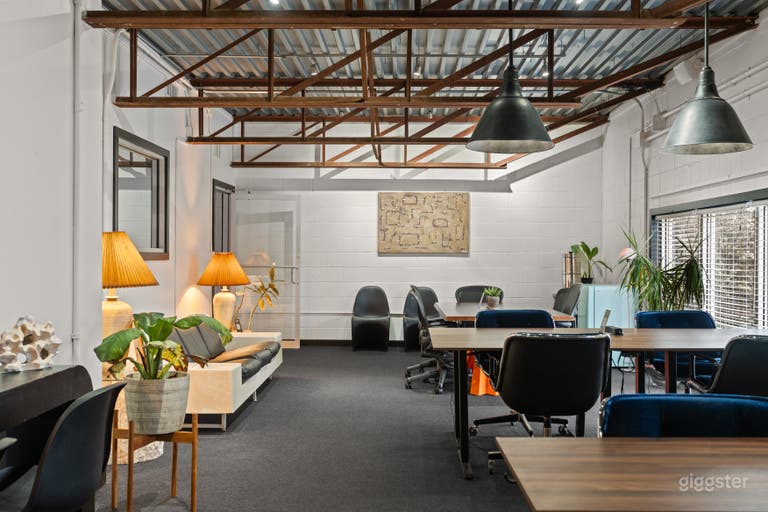  Immersive Bathhouse: Saunas, Cold Plunges, & Mineral Tubs 