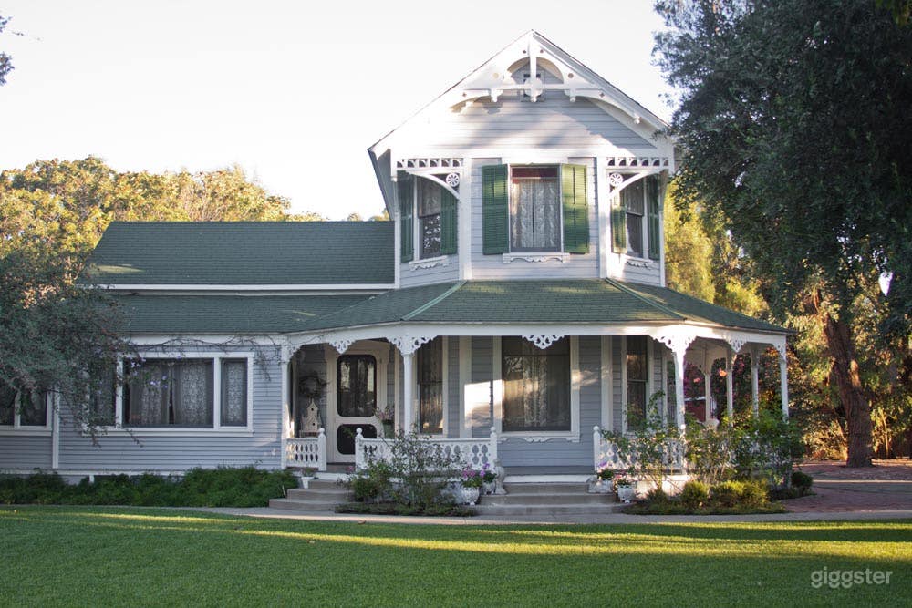 Victorian Farmhouse w/ Cornfield on 6 Acre Farm Photo 1