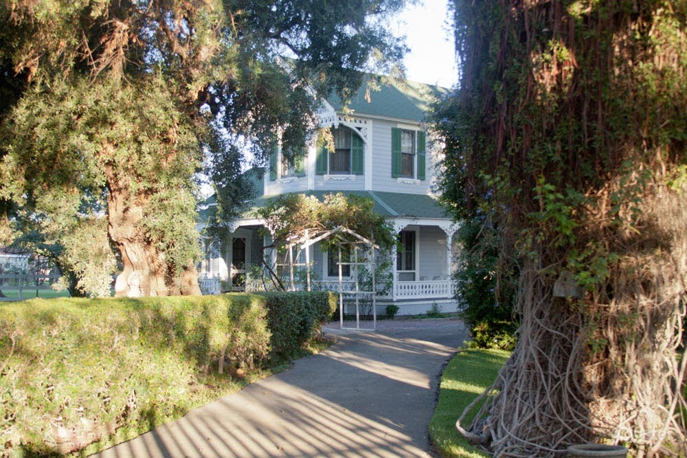 Victorian Farmhouse w/ Cornfield on 6 Acre Farm Photo 4